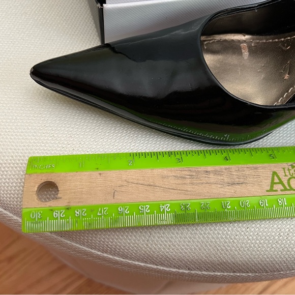 Nine West - Black Patent Leather -Size 7.5 - Picture 6 of 9